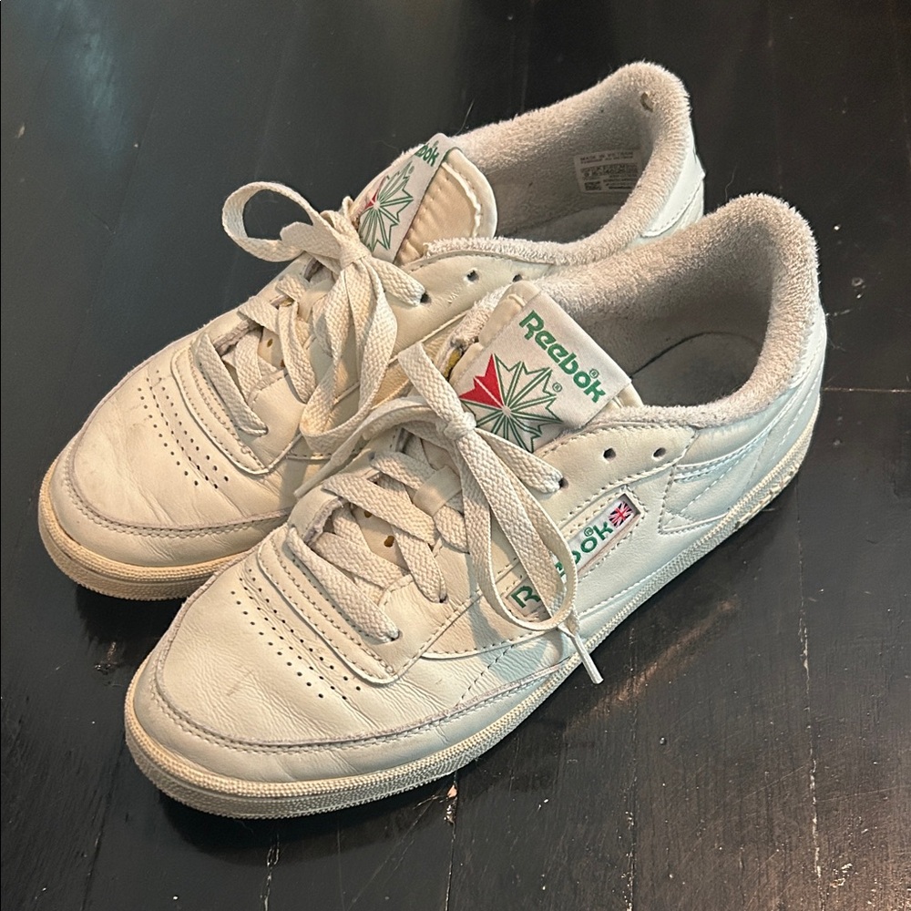 Reebok Off-White Leather Low-Top Sneakers with Green Logo